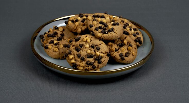 How To Make Perfect Chocolate Chip Cookies