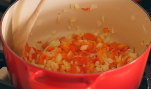 Easy Hearty Homemade Chili Recipe