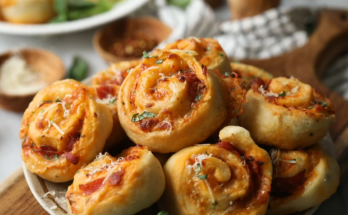 Easy Homemade Pizza Rolls Recipe