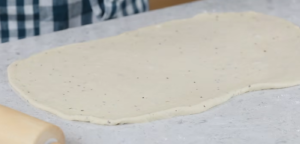 Easy Homemade Pizza Rolls Recipe