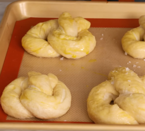 Homemade Soft Pretzels Recipe