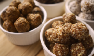 NO-BAKE ENERGY BALLS – 5 Flavours for Healthy Breakfast or Snacks 