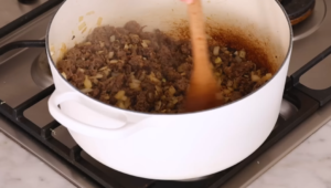 The Coziest Homemade Lasagna Recipe – Perfect Layers of Sauce, Pasta, and Cheese