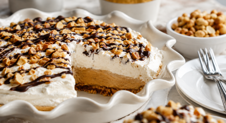 Easy Keto Peanut Butter Pie with Chocolate Cookie Crust