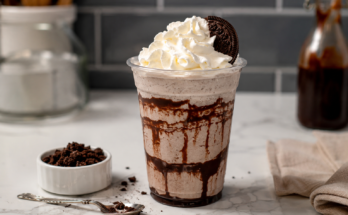 Thick Oreo Cookies & Cream Milkshake Recipe
